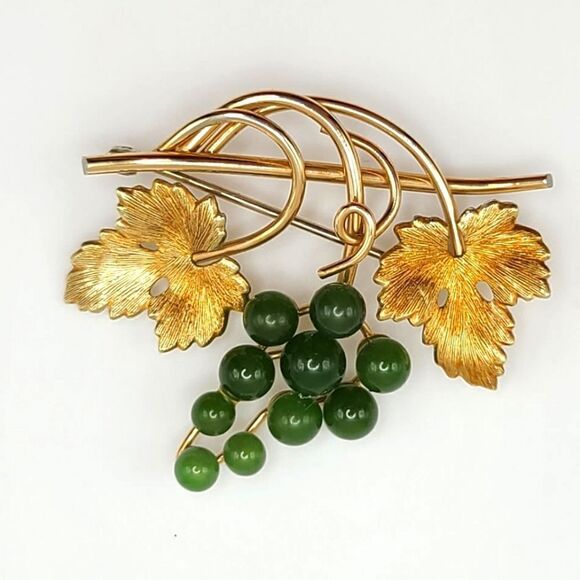 VINTAGE 14k overlay Krementz Brooch Pin, Jade 1940's - Picture 2 of 9